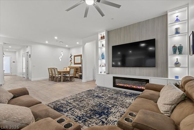 12476 Heritage Bend Drive, Las Vegas, NV 89138