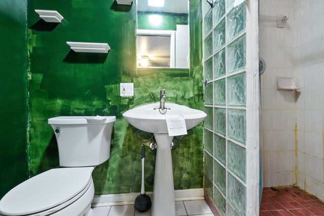 Address unavailable.