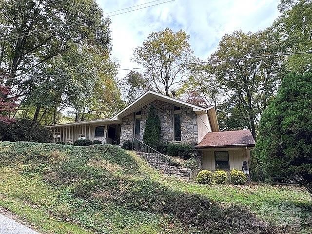 30 Brier Lane, Maggie Valley, NC 28751