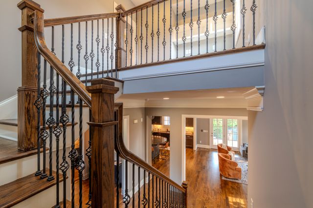 1749 Glen Echo Rd, Nashville, TN 37215