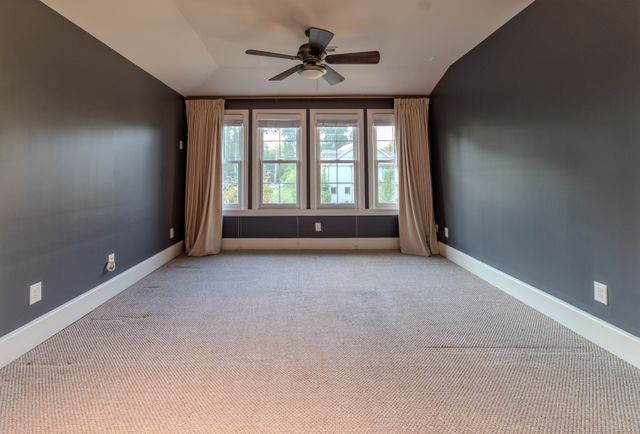 1749 Glen Echo Rd, Nashville, TN 37215