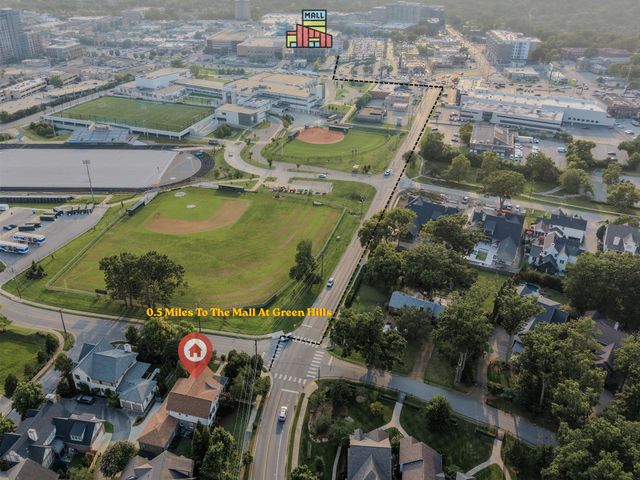 1749 Glen Echo Rd, Nashville, TN 37215