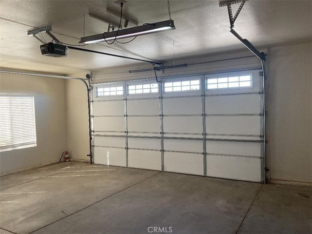 9628 7th, Victorville, CA 92392