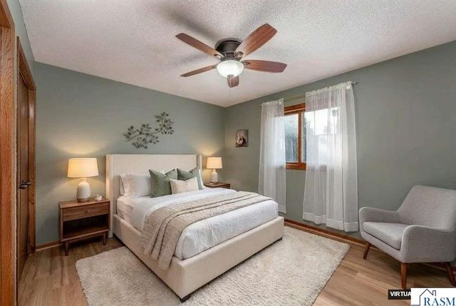 2513 Marwood Dr, Mankato, MN 56001