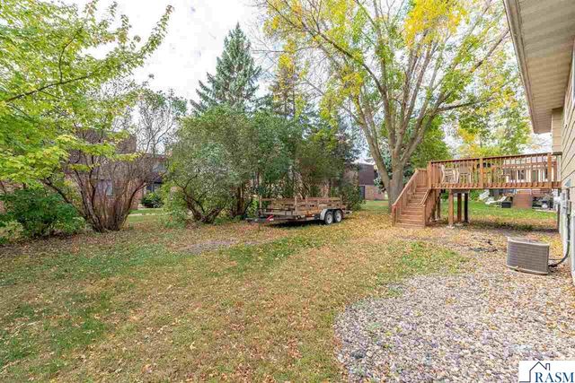 2513 Marwood Dr, Mankato, MN 56001