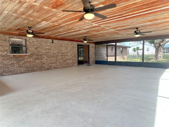 301 S WELLS AVENUE, Avon Park, FL 33825