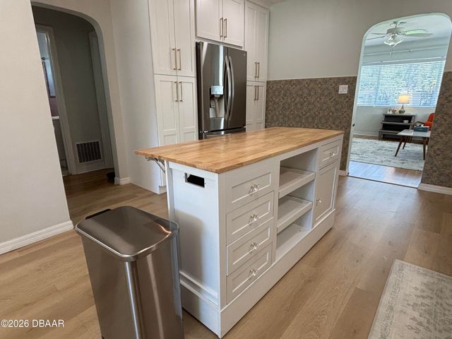 43 Warwick Avenue, Ormond Beach, FL 32174