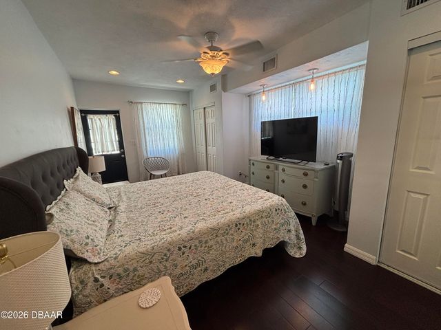 43 Warwick Avenue, Ormond Beach, FL 32174
