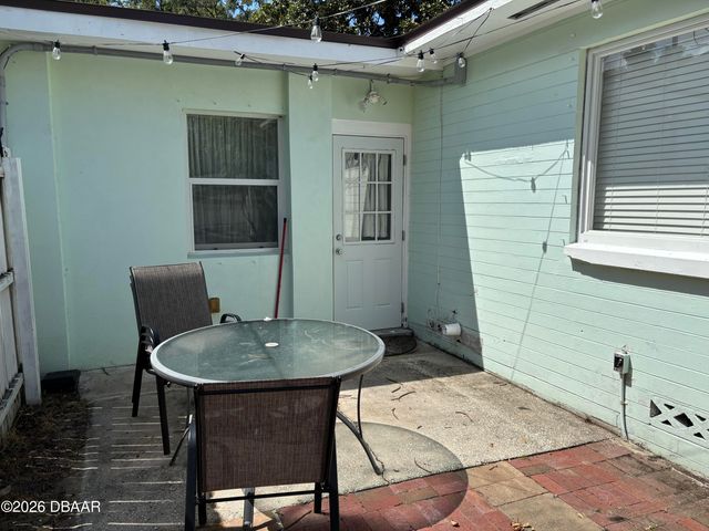43 Warwick Avenue, Ormond Beach, FL 32174