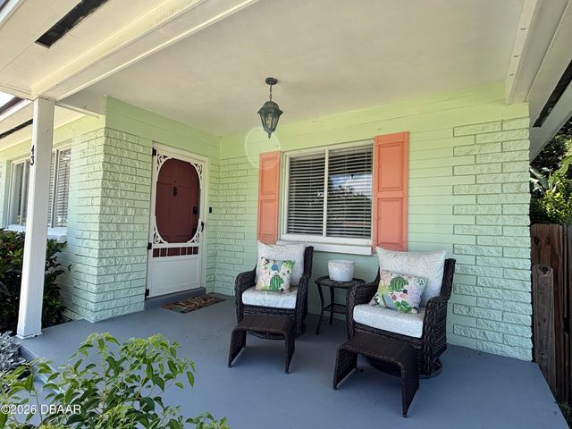 43 Warwick Avenue, Ormond Beach, FL 32174