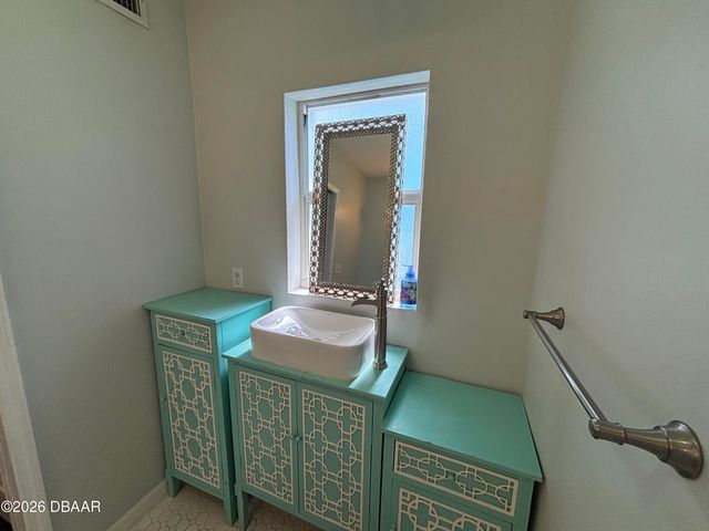 43 Warwick Avenue, Ormond Beach, FL 32174