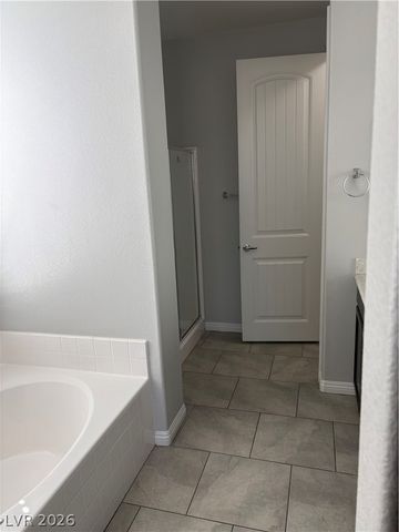 1060 barby springs ave, Henderson, NV 89014