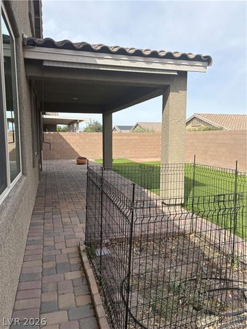 1060 barby springs ave, Henderson, NV 89014