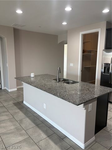 1060 barby springs ave, Henderson, NV 89014