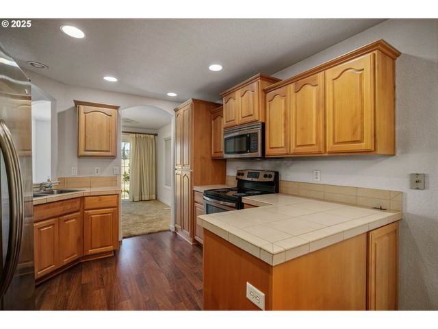 1897 Ne LUCY BELLE St, Mc Minnville, OR 97128