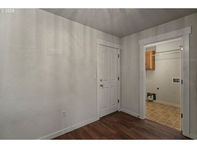 1897 Ne LUCY BELLE St, Mc Minnville, OR 97128