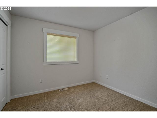 1897 Ne LUCY BELLE St, Mc Minnville, OR 97128