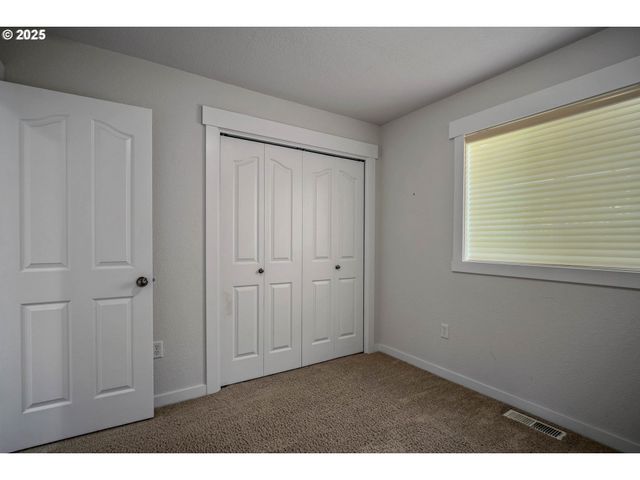 1897 Ne LUCY BELLE St, Mc Minnville, OR 97128