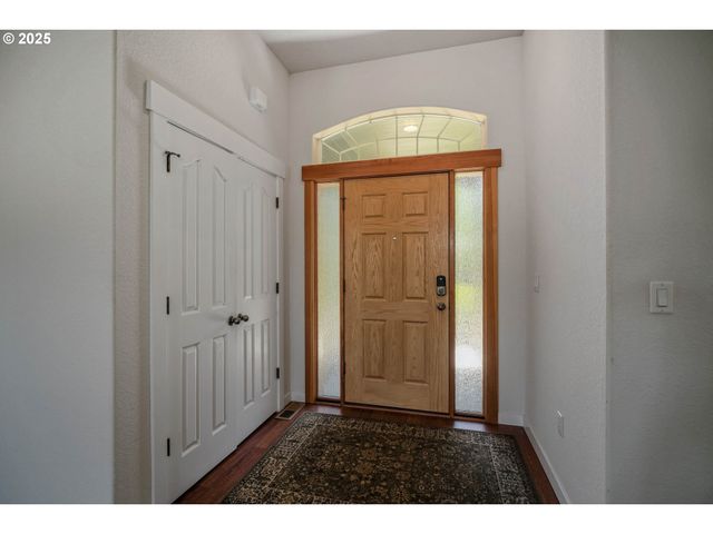 1897 Ne LUCY BELLE St, Mc Minnville, OR 97128