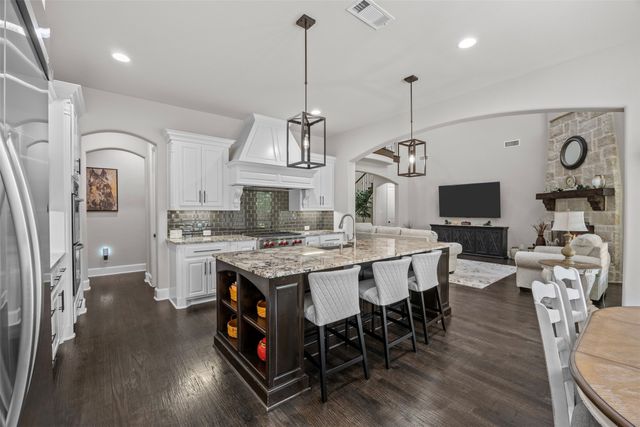 8249 Treemont Place, Frisco, TX 75034