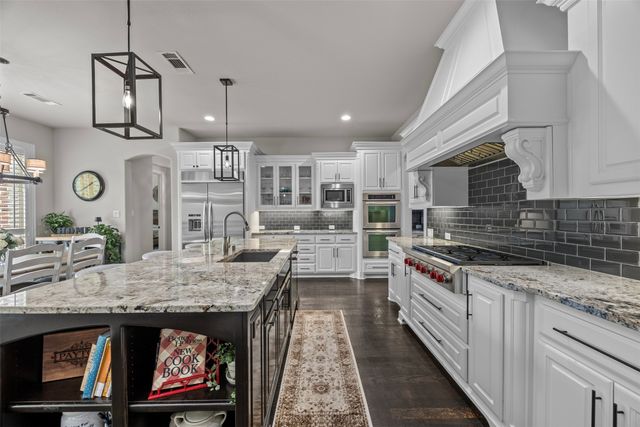 8249 Treemont Place, Frisco, TX 75034