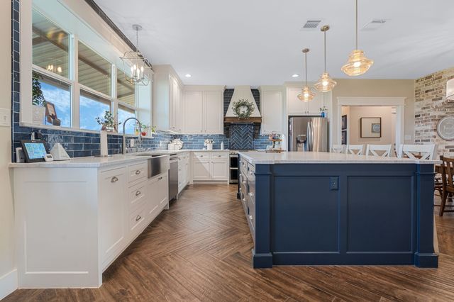 5050 Helton Road, Justin, TX 76247