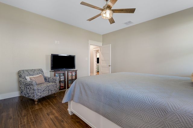 5050 Helton Road, Justin, TX 76247