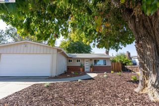 1351 Cypress Dr, Concord, CA 94520