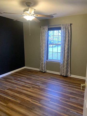 100 Salinas Court, Summerville, SC 29483