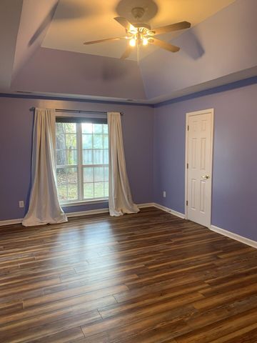 100 Salinas Court, Summerville, SC 29483