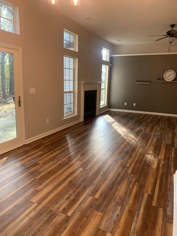 100 Salinas Court, Summerville, SC 29483