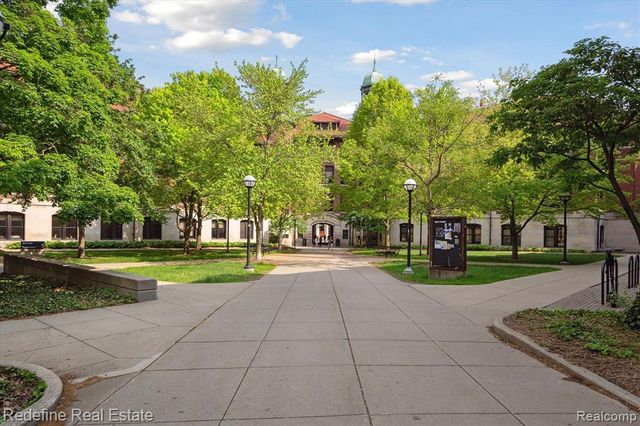 555 E William Street 14A, Ann Arbor, MI 48104