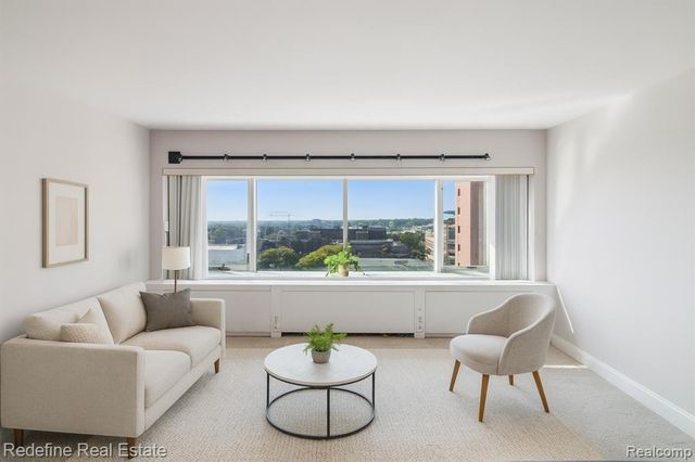 555 E William Street 14A, Ann Arbor, MI 48104