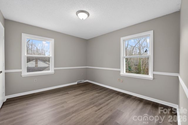 7129 Walnut Wood Drive, Charlotte, NC 28227