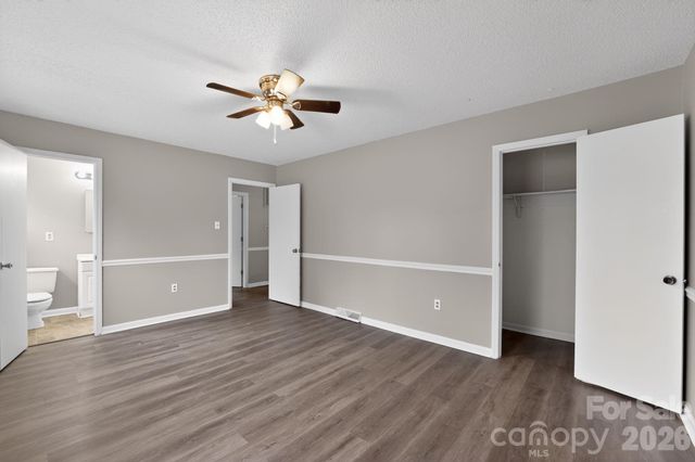 7129 Walnut Wood Drive, Charlotte, NC 28227