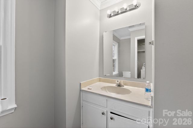 7129 Walnut Wood Drive, Charlotte, NC 28227