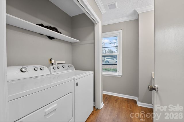 7129 Walnut Wood Drive, Charlotte, NC 28227