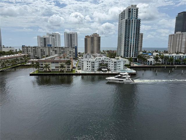 121 Golden Isles Dr 904, Hallandale Beach, FL 33009
