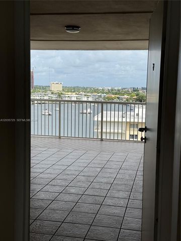 121 Golden Isles Dr 904, Hallandale Beach, FL 33009