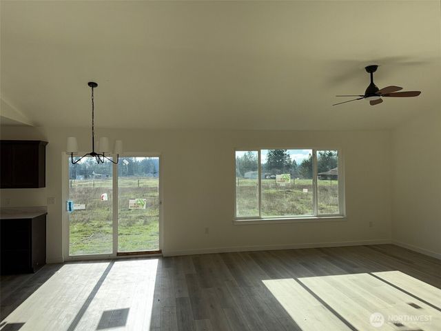 188 Hawkins Road, Winlock, WA 98596