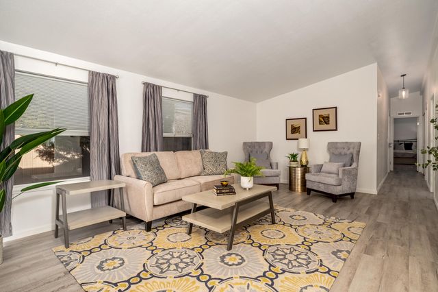 555 Freeman Road 73, Central Point, OR 97502