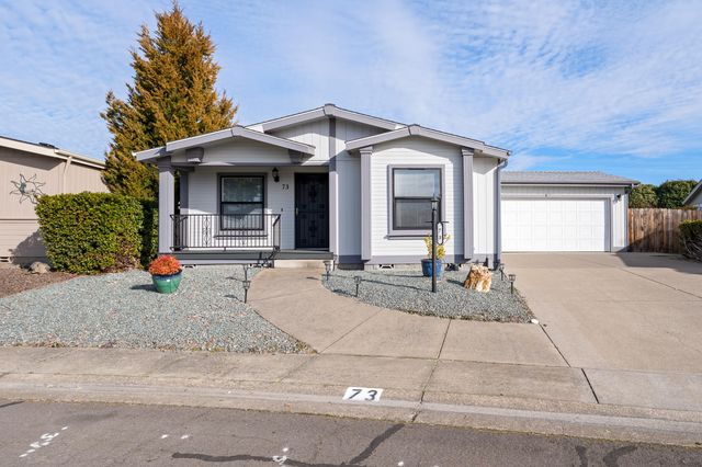 555 Freeman Road 73, Central Point, OR 97502