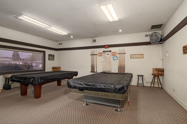 555 Freeman Road 73, Central Point, OR 97502