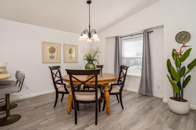 555 Freeman Road 73, Central Point, OR 97502