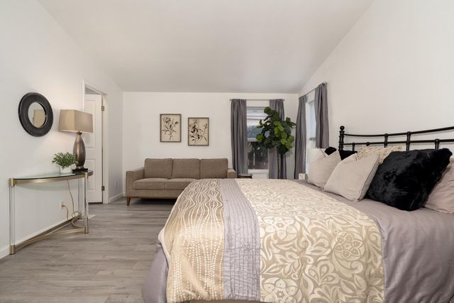 555 Freeman Road 73, Central Point, OR 97502