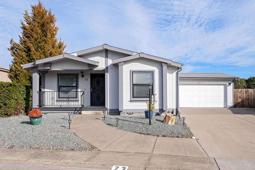 555 Freeman Road 73, Central Point, OR 97502