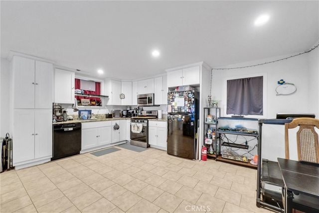 32970 Ethlene, Lake Elsinore, CA 92530