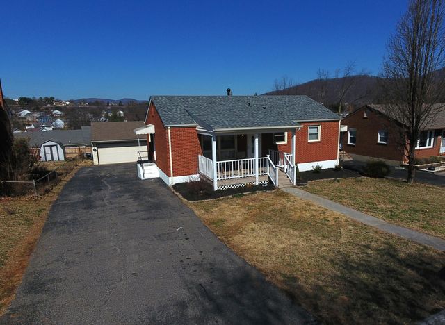 241 Lynn Haven CIR, Vinton, VA 24179