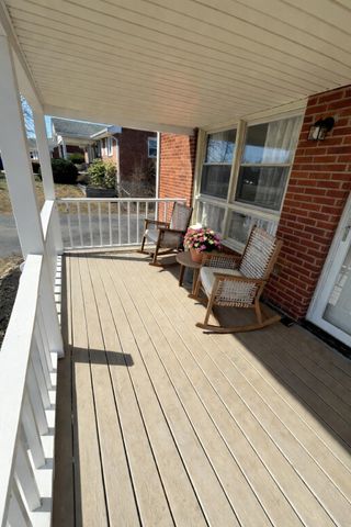 241 Lynn Haven CIR, Vinton, VA 24179