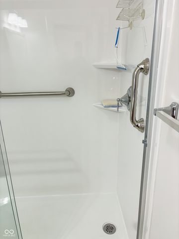 1712 N Oakmont Avenue, Greensburg, IN 47240